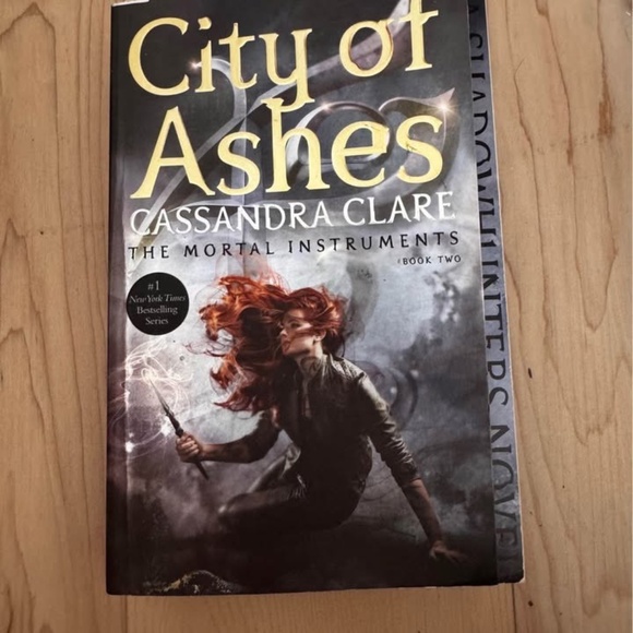 Books - Picture 13 of 16